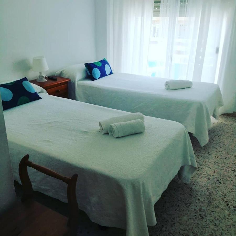 Hostal La Parada Hotell Huelva Exteriör bild