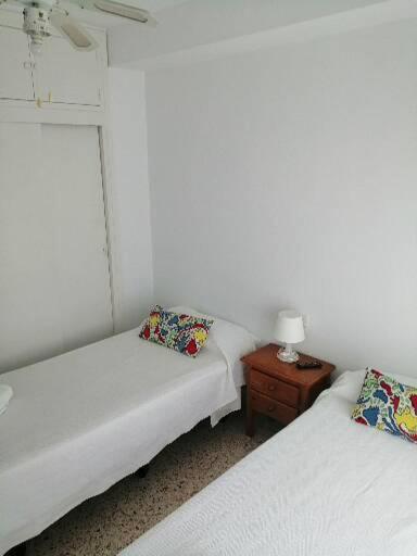 Hostal La Parada Hotell Huelva Exteriör bild